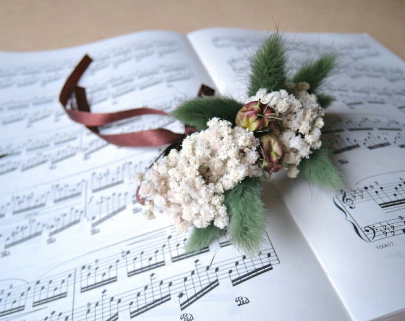 【迷情雅绿】干燥手腕花 - 手链/手环 - 植物．花 绿色