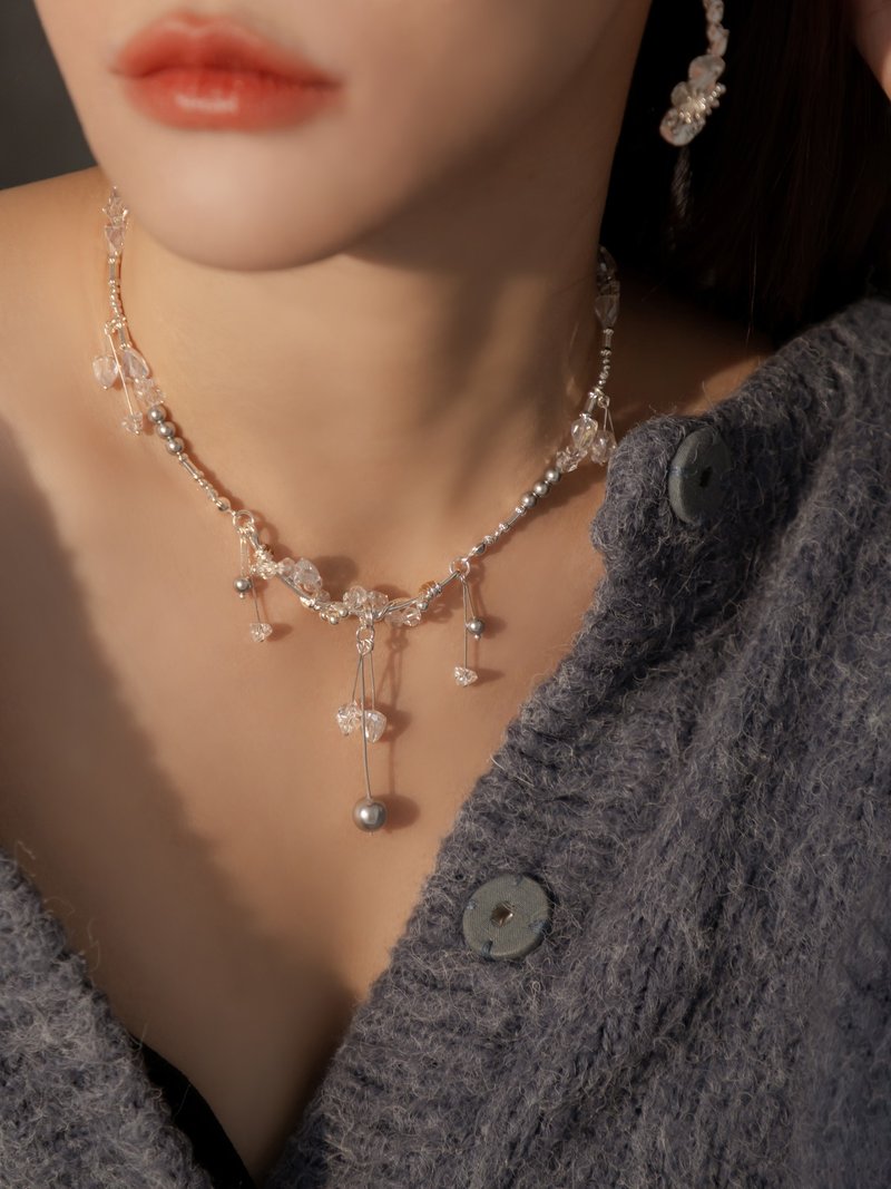 海边有座图书馆。MUCHAT手作珍珠水晶项链 (不含蝶结吊坠) - 项链 - 其他金属 银色