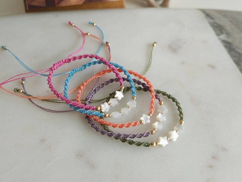 白蝶贝星星蜡绳手环14kgf|质感|优雅|通勤|日常配戴 - 手链/手环 - 贝壳 多色