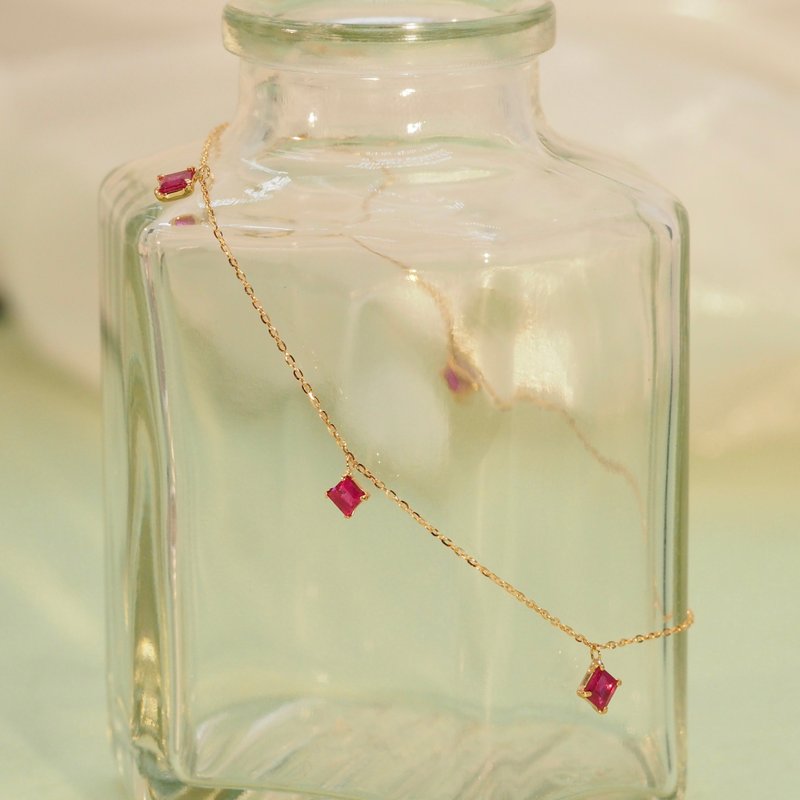 18K金红宝石手链 18K Gold Ruby Square Gemmy Bracelet - 手链/手环 - 贵金属 