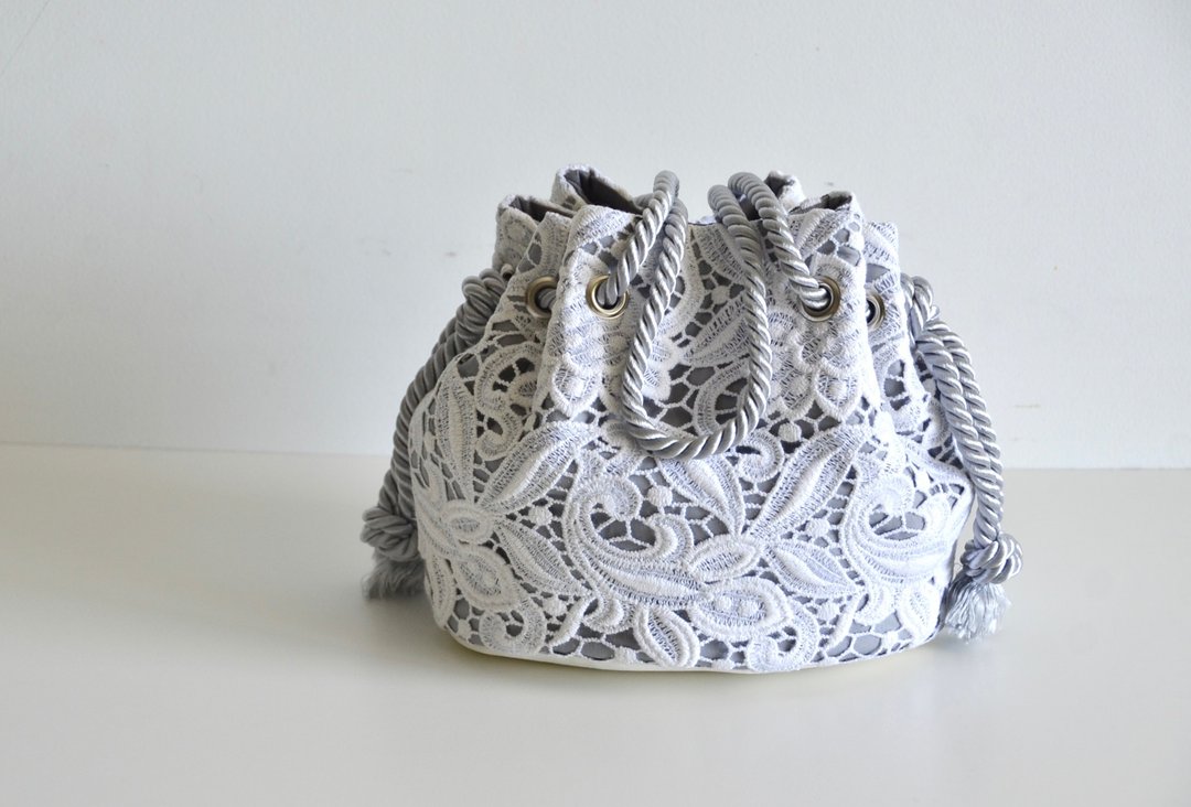 [Limited Quantity Premium] Made in Italy Cotton Lace 2way Marine Bag White Leaf - 手提包/手提袋 - 棉 白色
