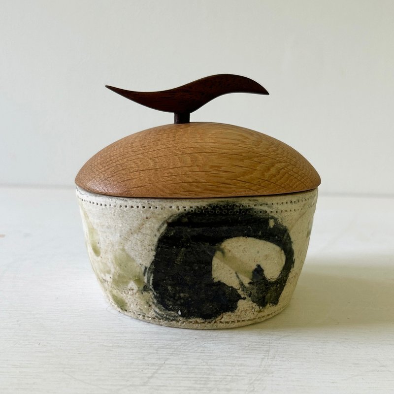 椭圆形酒杯，白色和绿色圆圈 - 碗 - 陶 绿色