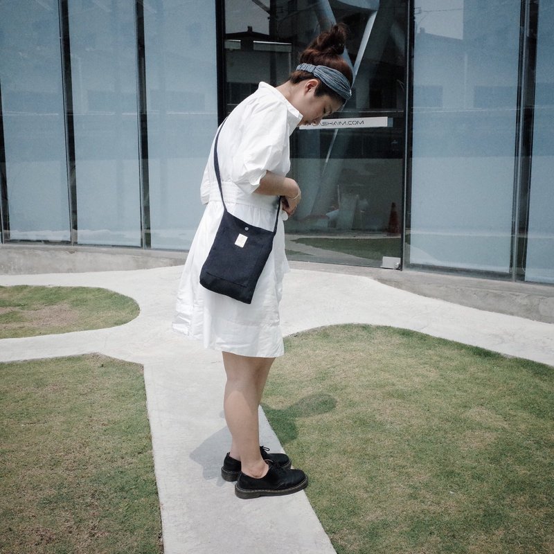 Take Me Anywhere - 深蓝 - 侧背包/斜挎包 - 其他材质 蓝色