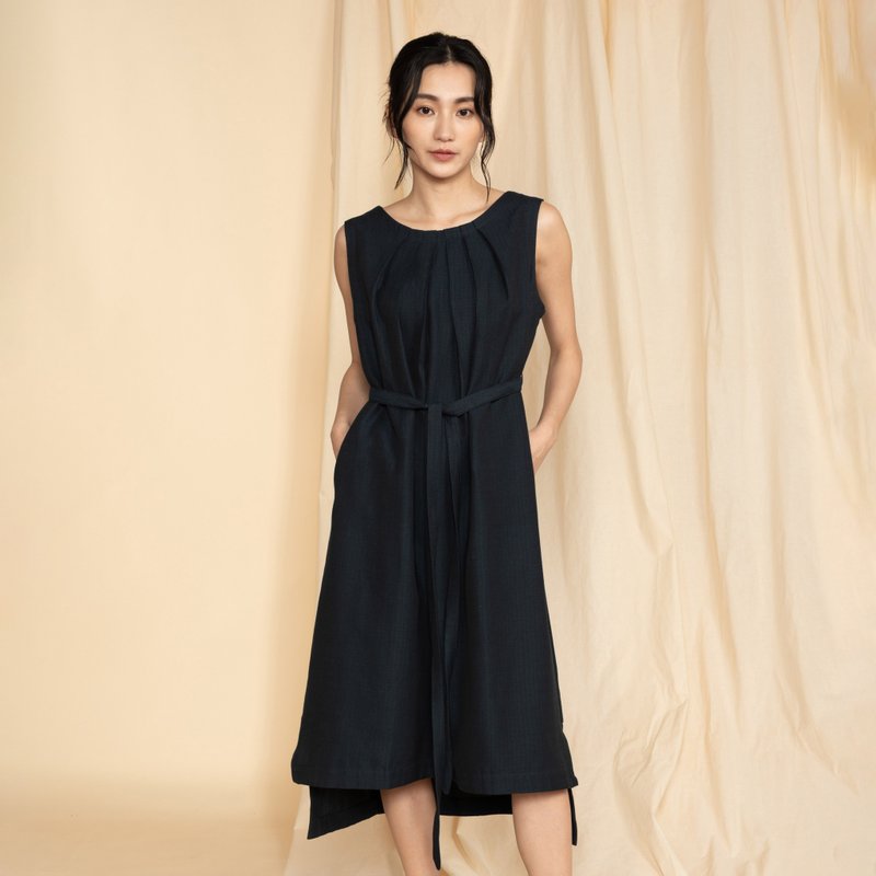 手织布_写一首诗无袖绑带洋装_墨塘 - 洋装/连衣裙 - 棉．麻 黑色