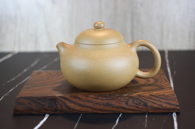 【春节好礼】文旦 黄降坡 宜兴紫砂壶 纪艳敏老师 300ml - 茶具/茶杯 - 陶 