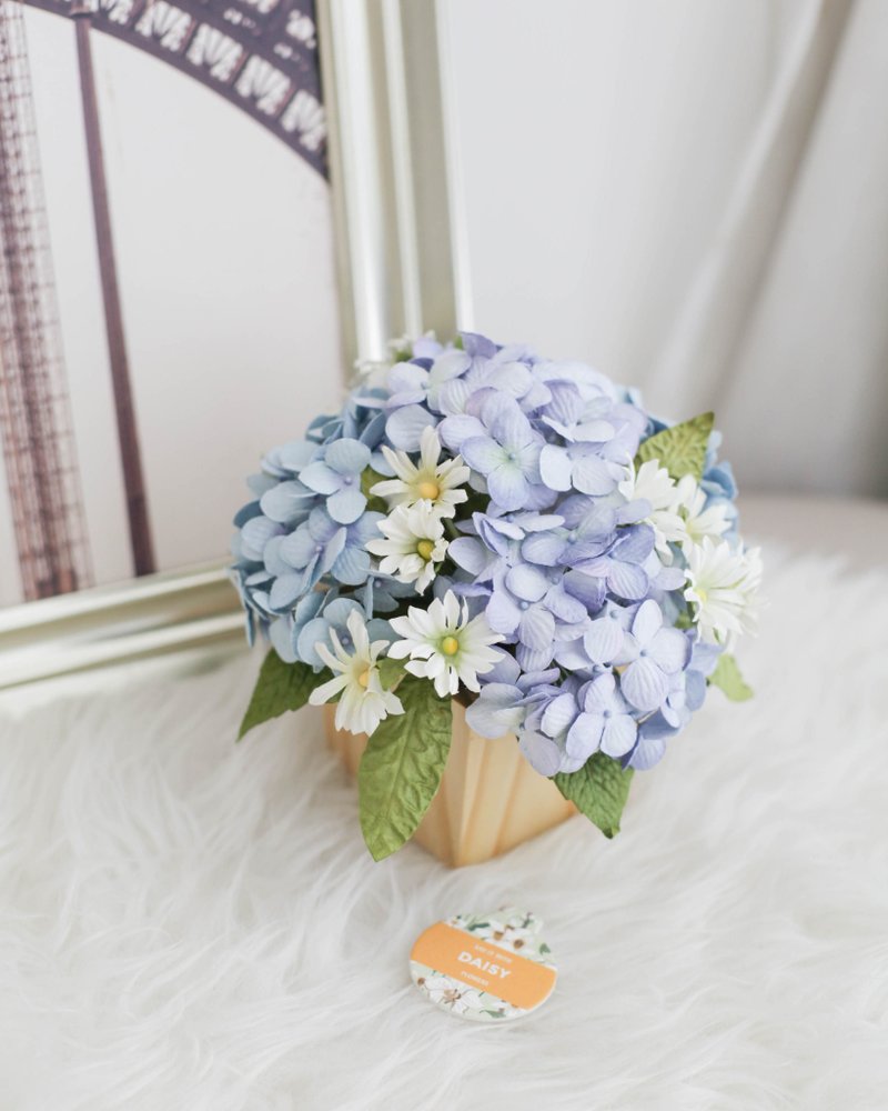 MY DAISY DAY - Wooden Table Flower Pot - 香薰/精油/线香 - 纸 蓝色