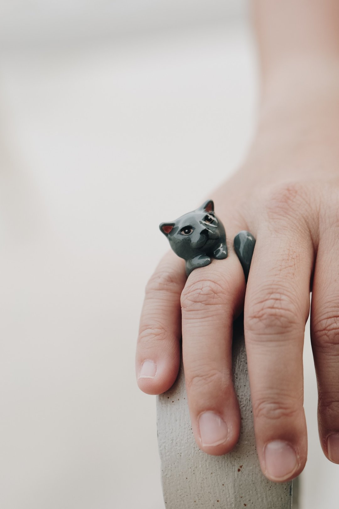 铁灰短毛猫戒指 - 戒指 - 珐琅 
