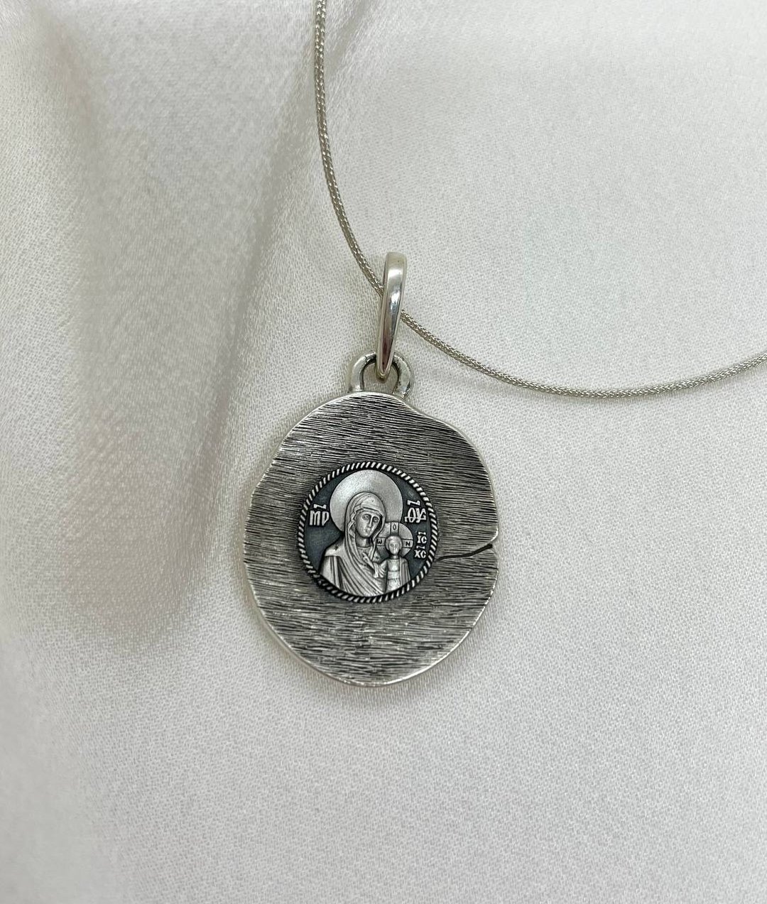 Virgin Mary necklace 925 Sterling silver Christian orthodox jewellry - 项链 - 纯银 银色