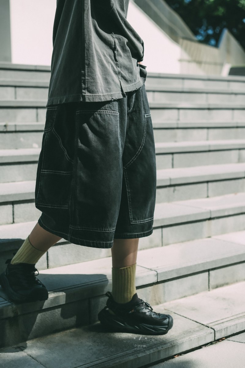 南门牛仔明线多口袋六分短裤 - 2色 - 黑丹宁 - 中性裤装 - 棉．麻 黑色