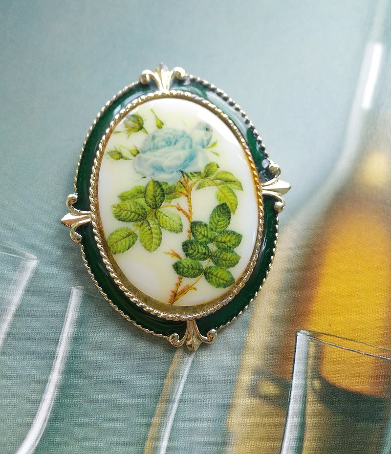 Vintage Jewelry 西洋古董饰品 Exquisite 花卉瓷绘 别针 - 徽章/别针 - 其他金属 金色