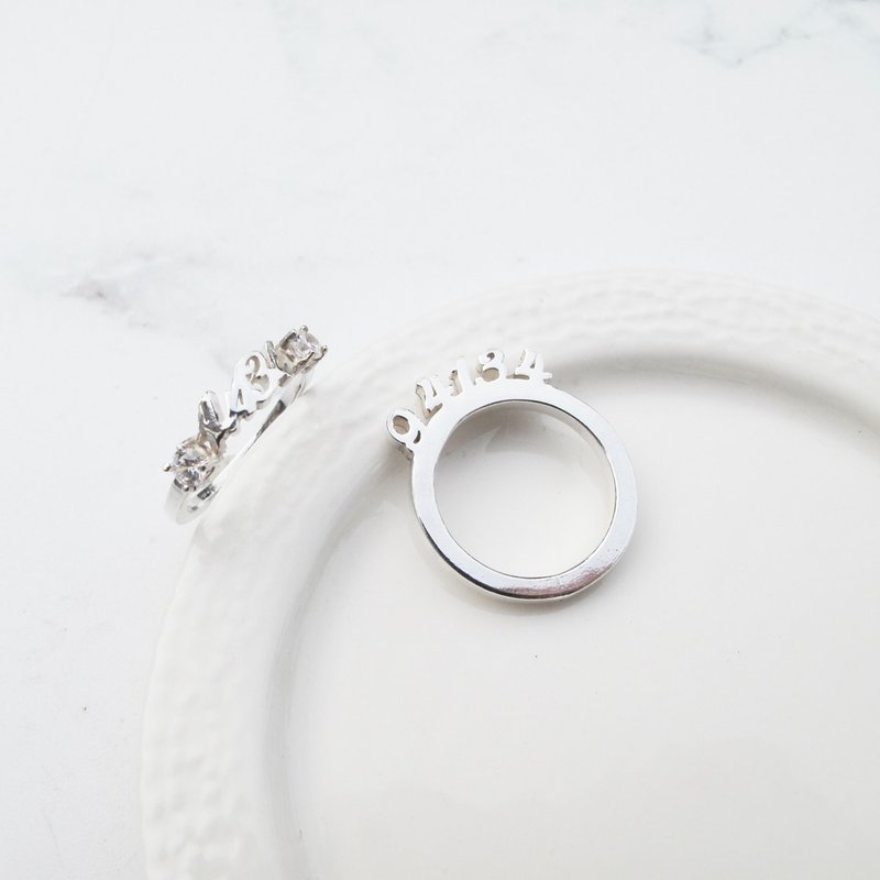 【姓名戒指】英文、数字、符号 |纯银 × k金手工戒指| 大员囡仔 - 戒指 - 纯银 银色