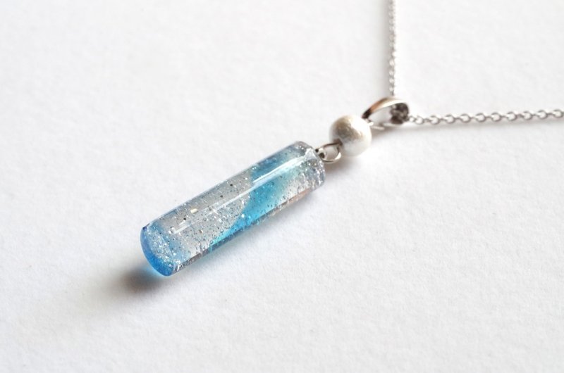 树脂艺术 圆柱形项链坠饰・海滨 - 项链 - 其他材质 蓝色