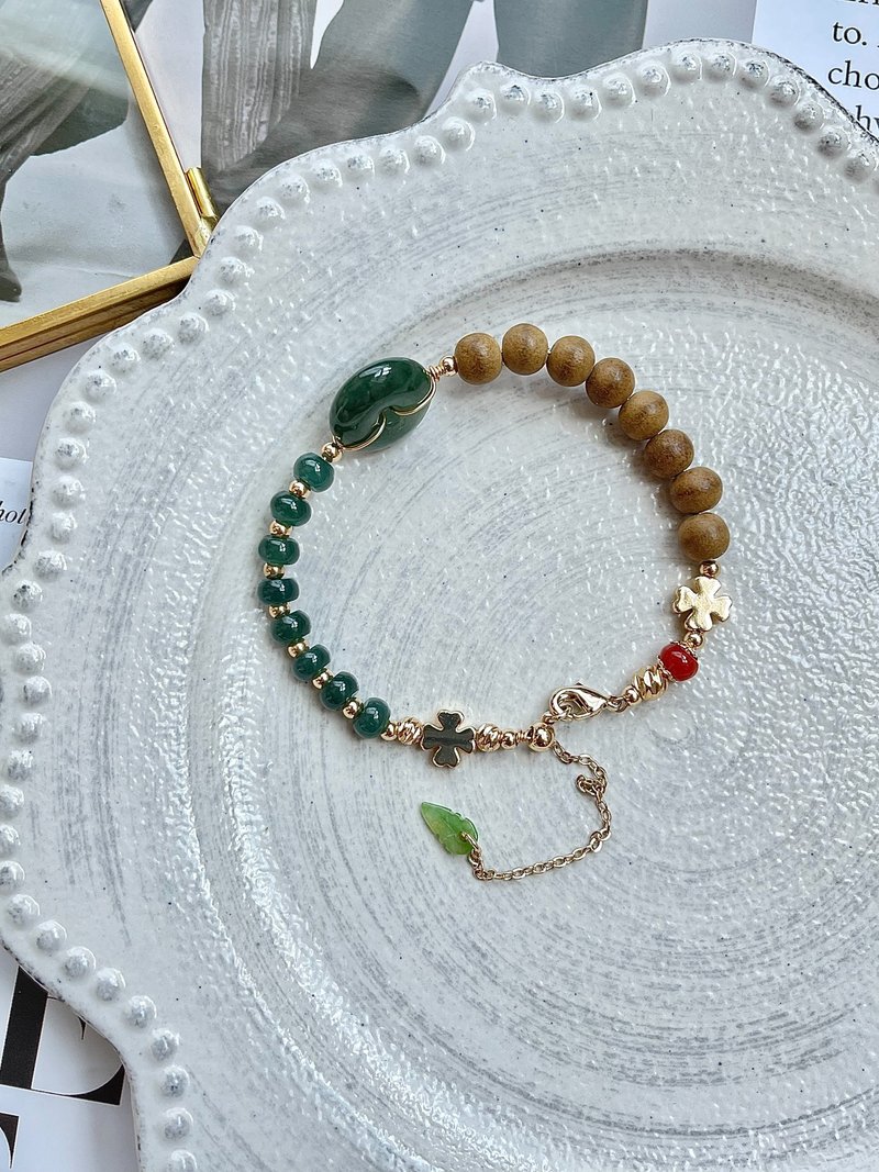 缅甸玉A货翡翠-冰蓝水平安扣配老蓝水算盘珠翡翠14k包金手链 沉香 - 手链/手环 - 玉石 绿色