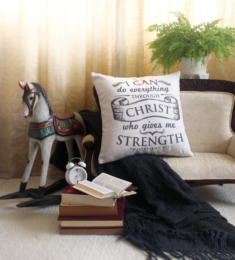 英文圣经 励志经文 腓立比书 4:13 凡事都能做 45x45cm 棉麻枕套 - 枕头/抱枕 - 棉．麻 卡其色