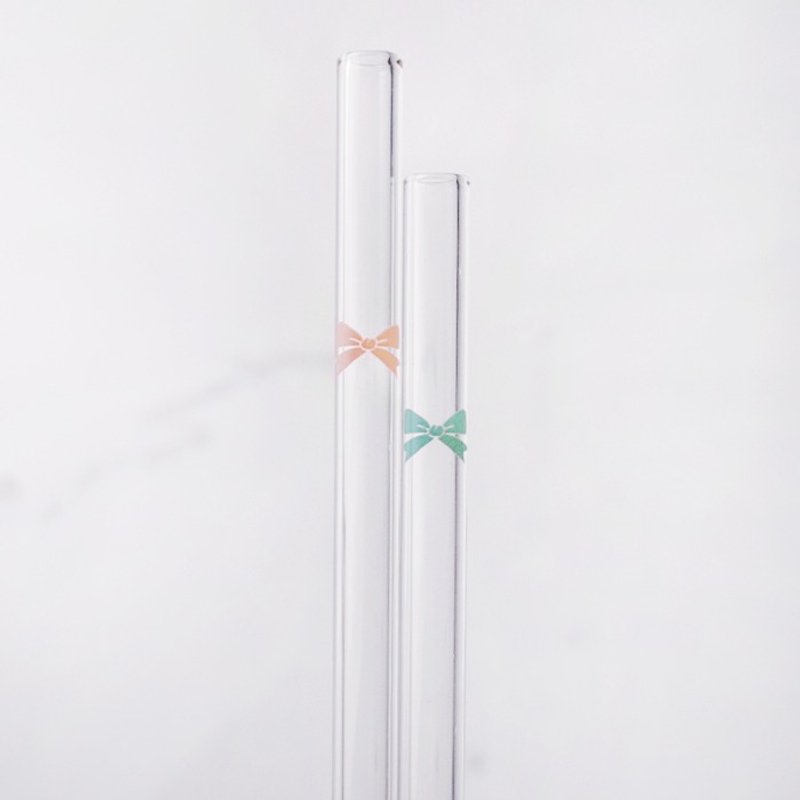 20cm【妳是礼物－浪漫款】2色(口径0.8cm) 蝴蝶结吸管Bowknot Straw 重复使用环保爱地球 (附赠清洁刷棒轻松洗净)(不含玻璃罐) 定制化 交换礼物 - 环保吸管 - 玻璃 白色