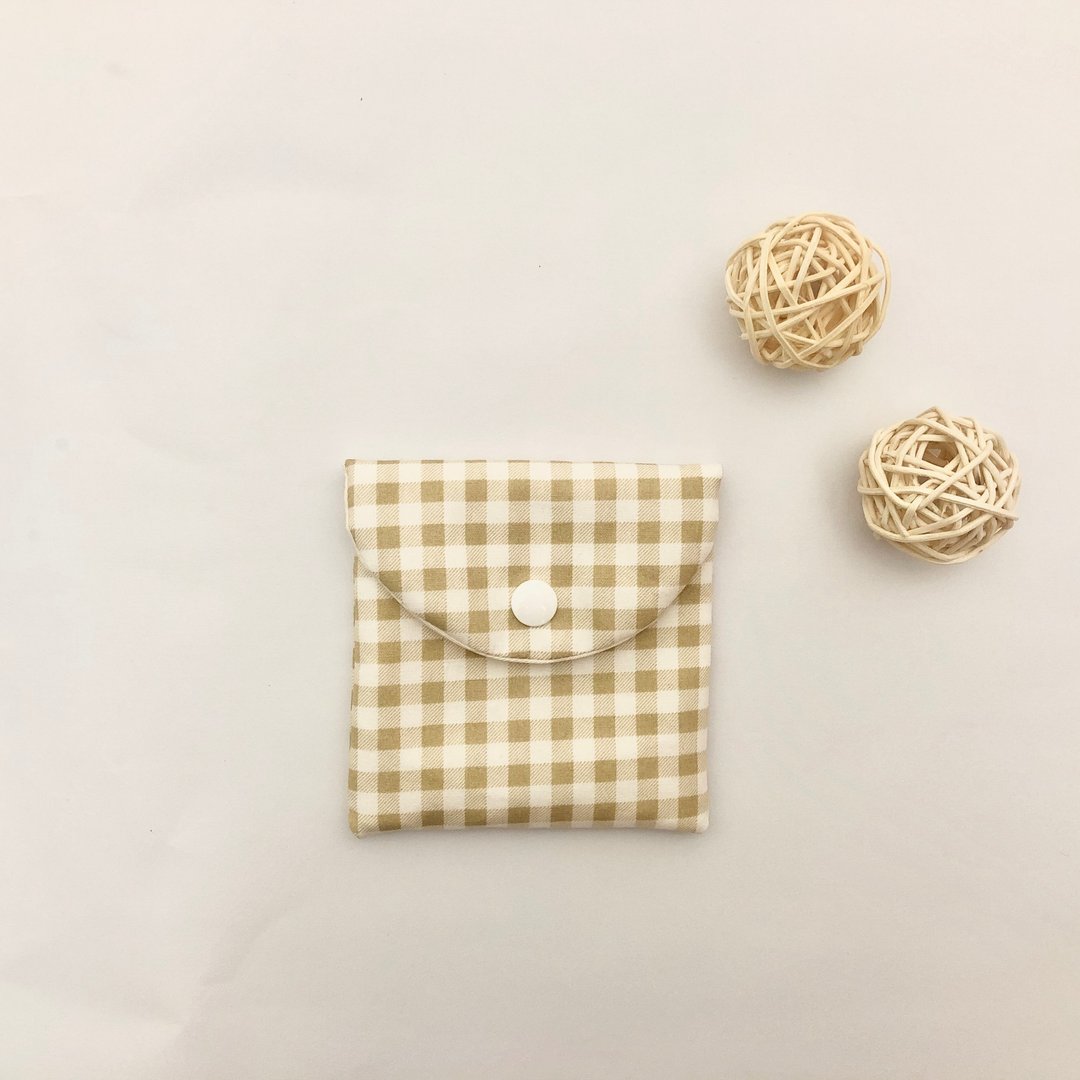 定制化选布 - 手作凤梨小卫生棉包 生日礼物 送礼 - 化妆包/杂物包 - 棉 多色