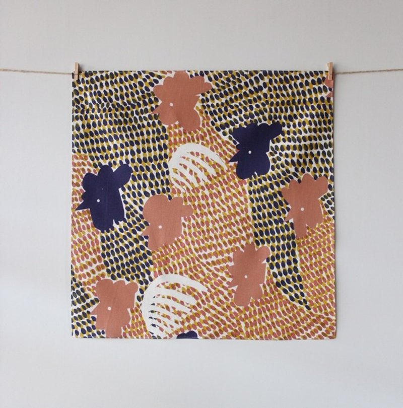 KATA KATA “ニワトリ”手拭 方巾 - 公鸡 _粉红色 -52x52cm - 丝巾 - 棉．麻 粉红色