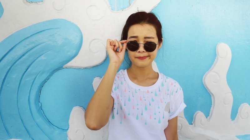 雨都漫步衫 - 女装 T 恤 - 棉．麻 白色