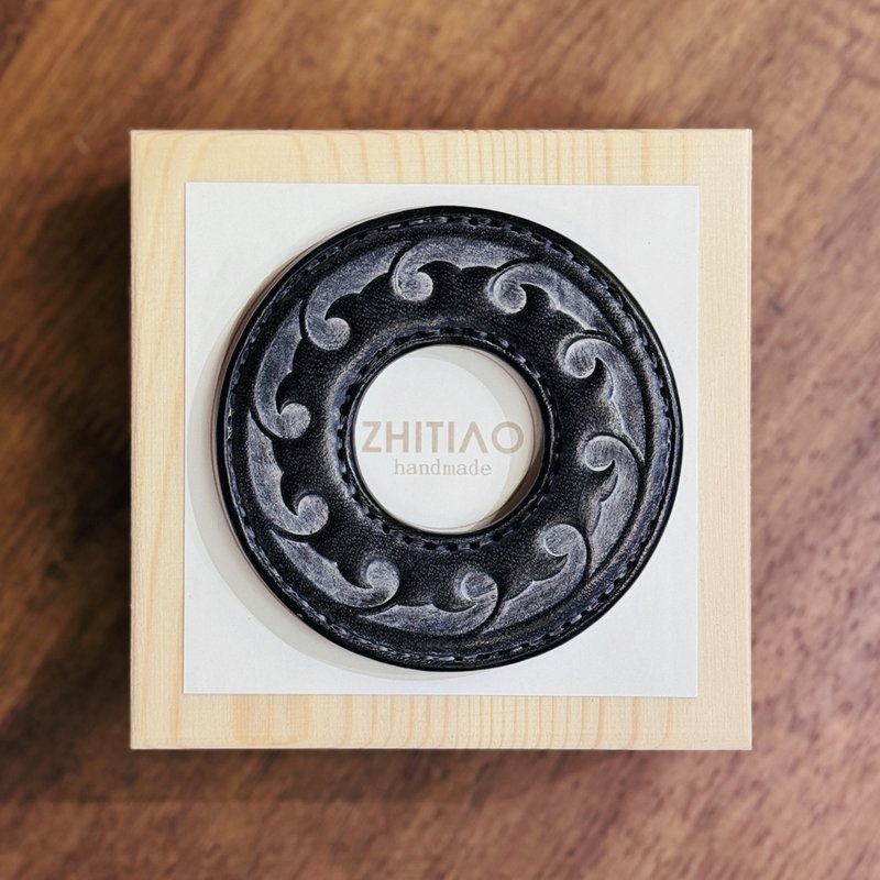 原创手工制作牛皮剑道刀镡 生生流転 黑雾蜡 剑锷 Tsuba - 运动配件 - 真皮 黑色