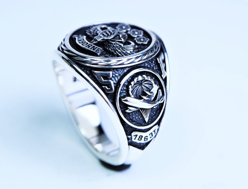 期戒 / 伞兵戒 / 冠军戒 / 陆军航特部 伞兵纪念戒 ( 独立71旅 ) - 戒指 - 银 银色