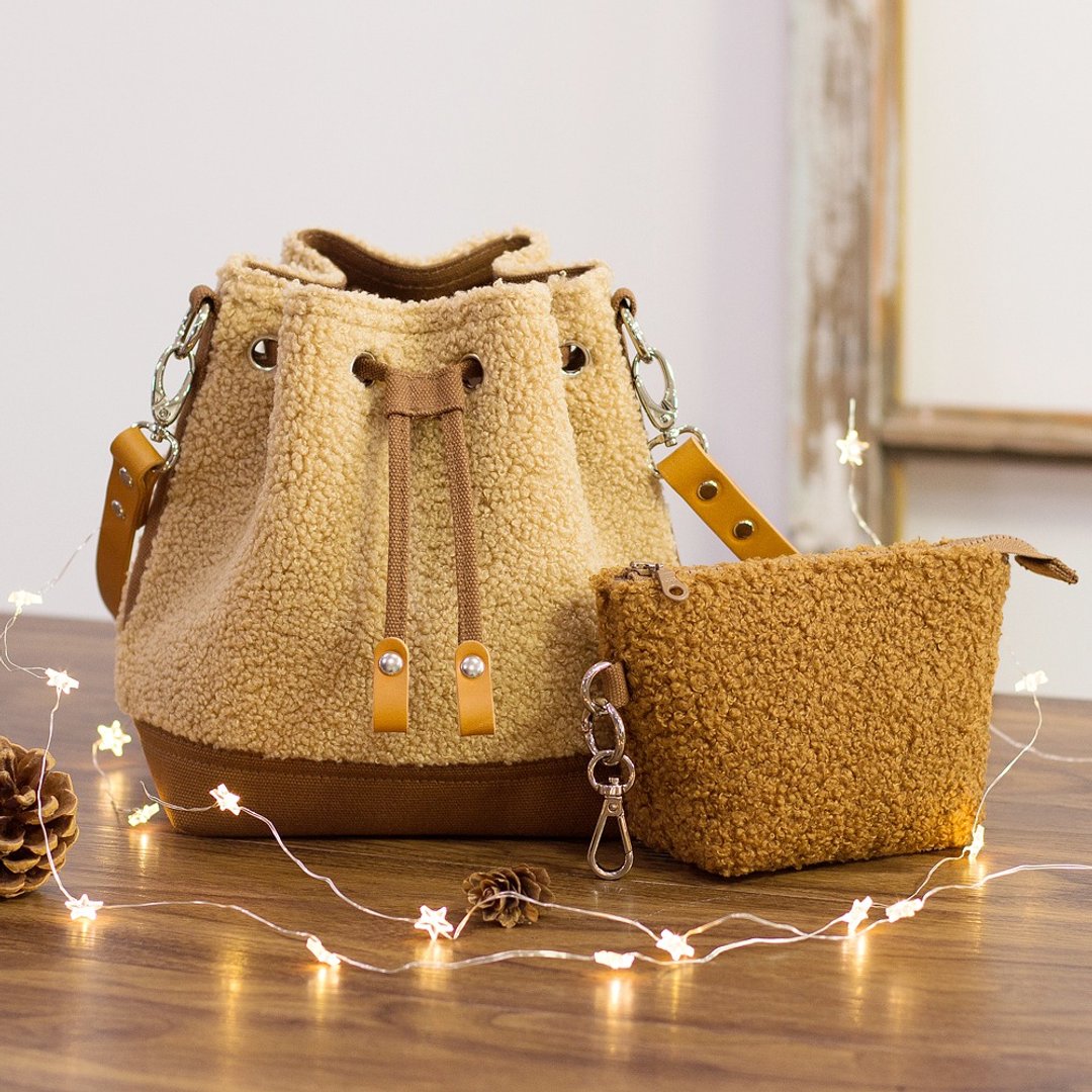 福袋 小号毛绒帆布水桶包(牛皮配件)+毛绒零钱包 Lucky Bag - 侧背包/斜挎包 - 其他人造纤维 咖啡色