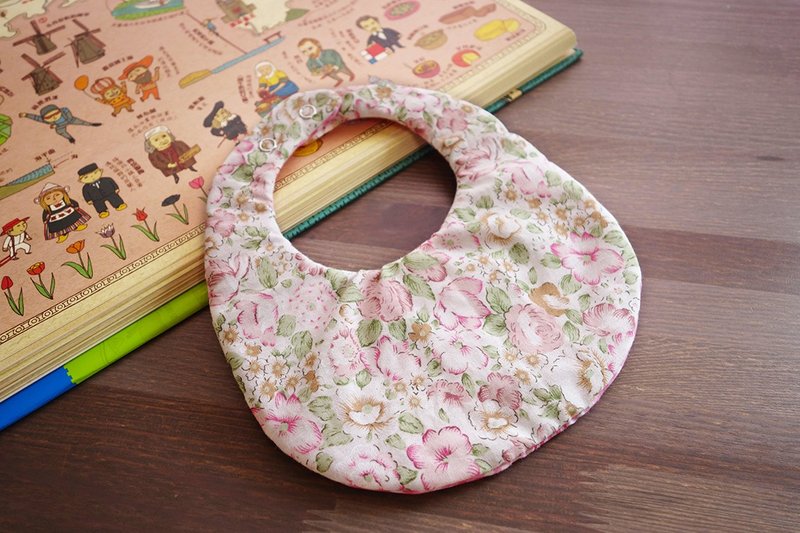 小花儿纯棉手作围兜-手工制作限量发售、沙发兜、口水巾、口水兜-明-unicorn - 围嘴/口水巾 - 棉．麻 粉红色
