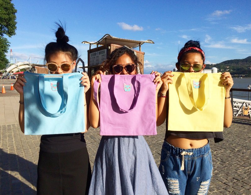 犀利希莉法斗 粉嫩色 大学/双层布/内袋/拉链/两用帆布包（开学必备） - 侧背包/斜挎包 - 棉．麻 多色