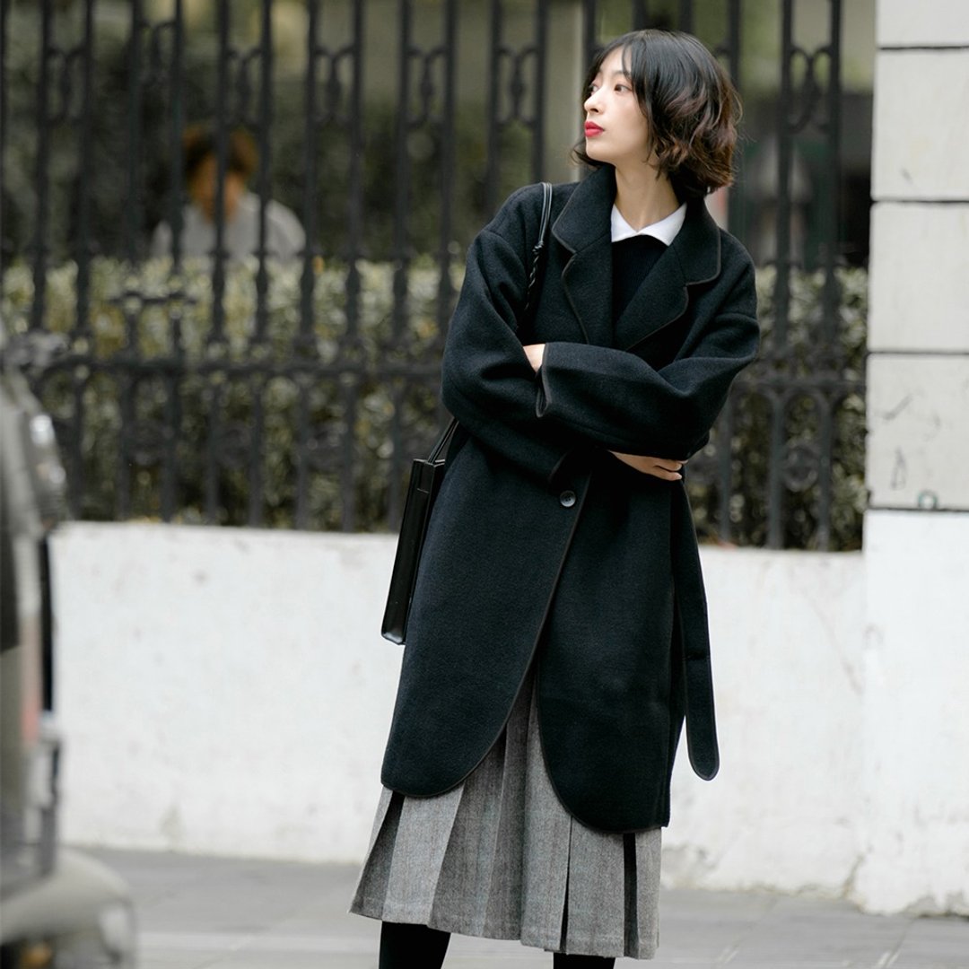 深藏青翻领系带大衣|外套|大衣|冬款|聚酯纤维|Sora-384 - 女装休闲/机能外套 - 其他人造纤维 黑色