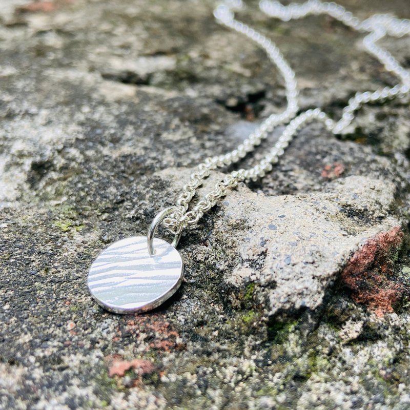 纯银 敲纹 圆形 吊牌 定制化姓名 S518 - 项链 - 纯银 金色