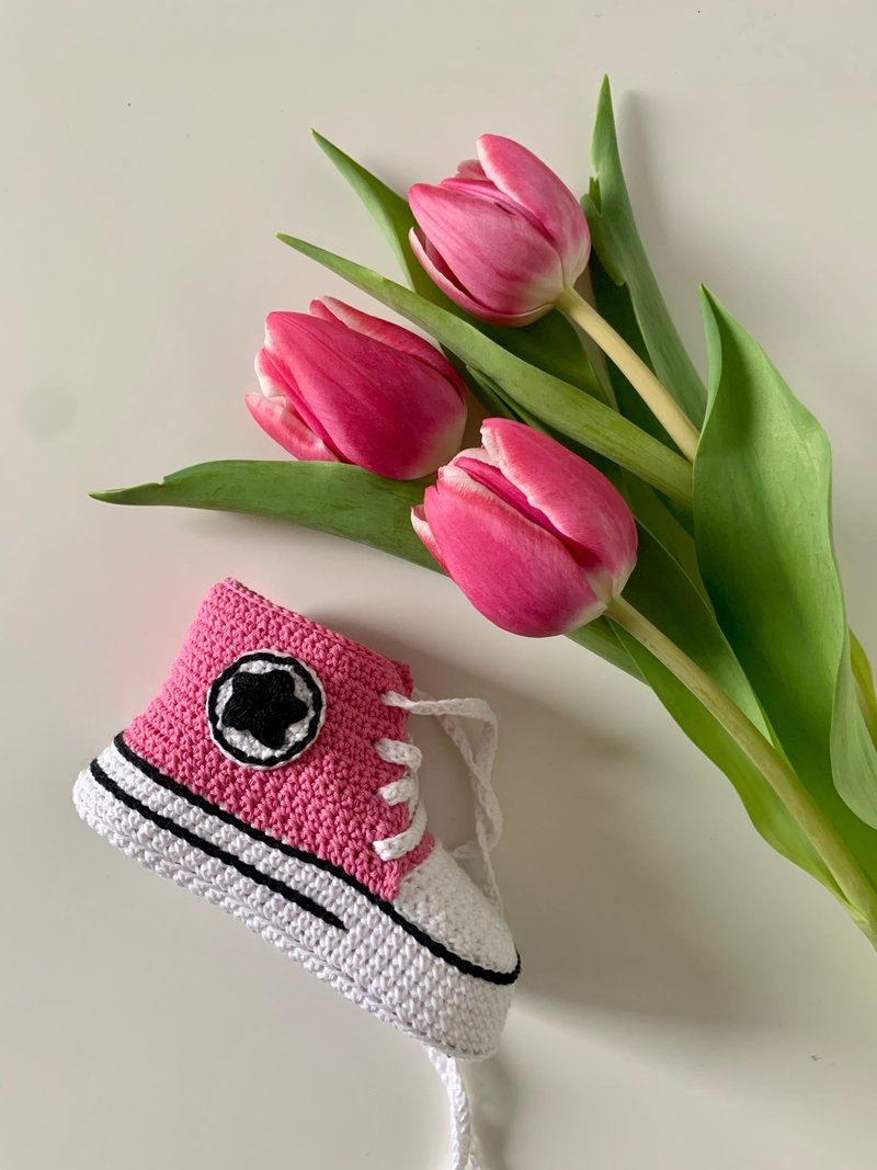 婴儿靴 Converse 钩针编织男女通用钩针婴儿靴子鞋淋浴礼物新生儿 - 婴儿鞋 - 棉．麻 粉红色