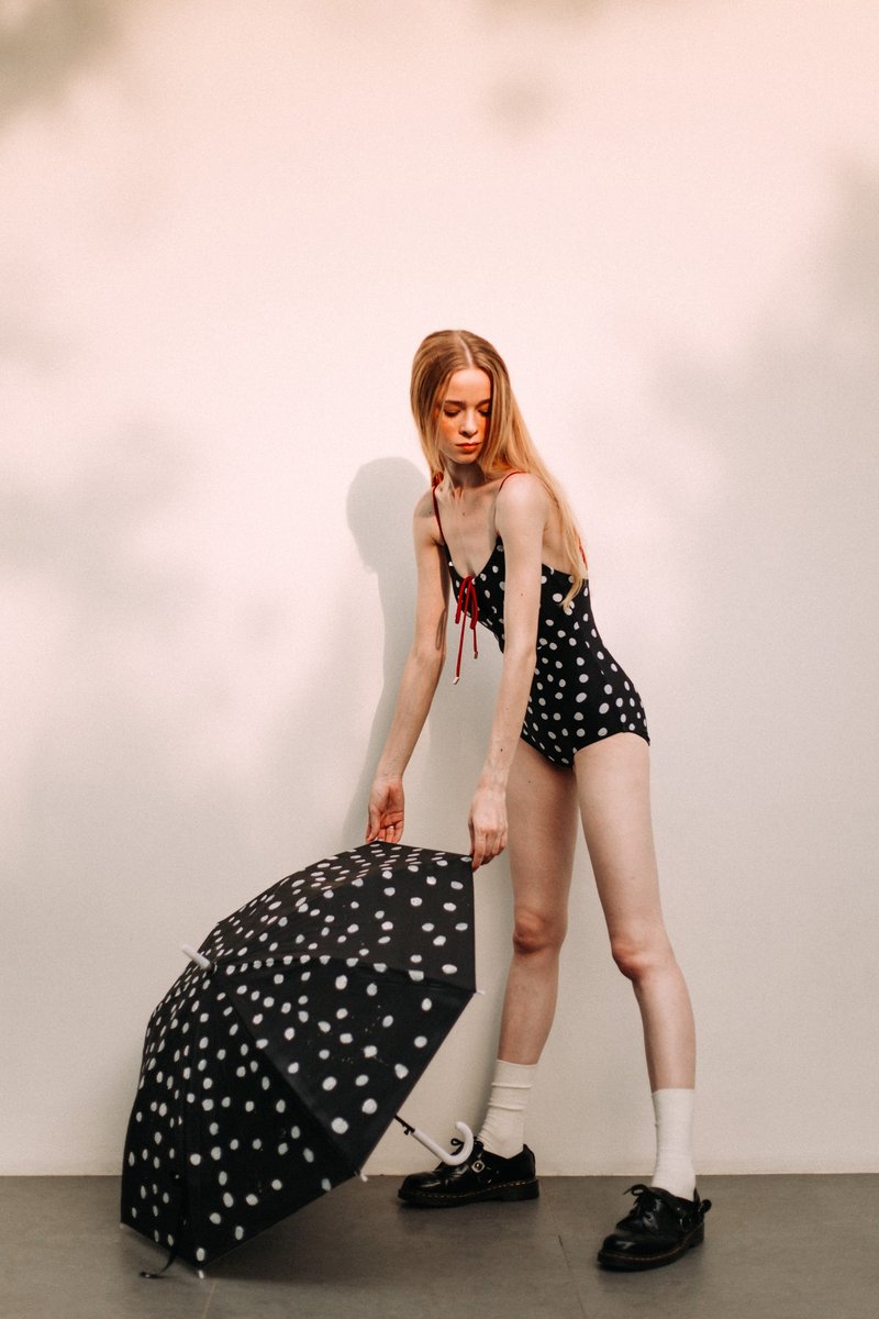 Waterandothers Swimwear RAIN black one Piece Size S - 女装泳衣/比基尼 - 其他材质 