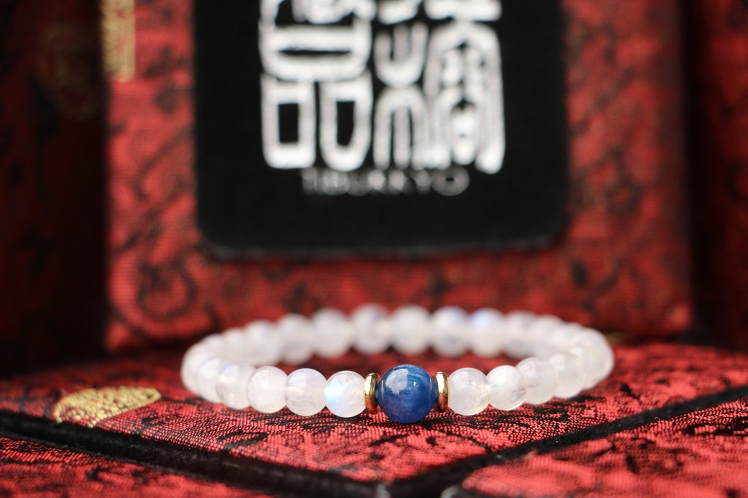 原矿无染色天然月光石手链 6mm 蓝晶石隔珠 定制化串珠设计 手珠 - 手链/手环 - 宝石 