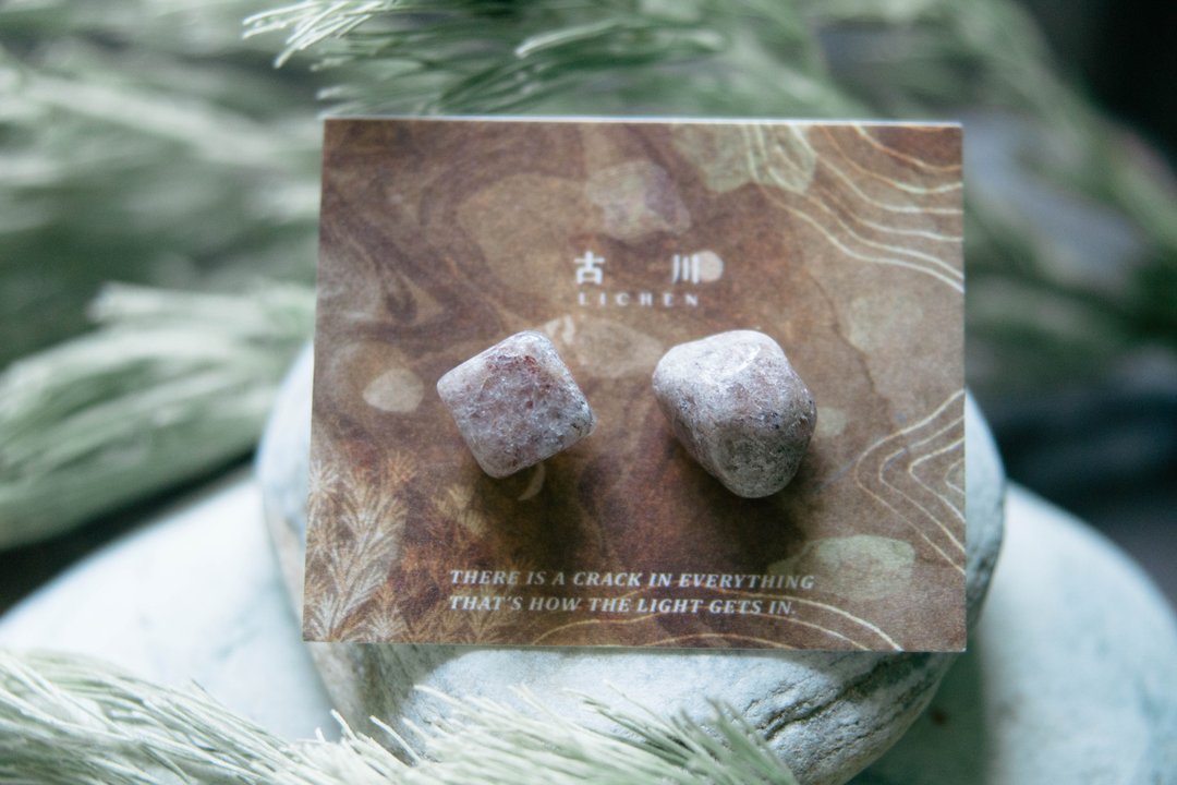 CRACK | 矿物系耳环 |  EARRINGS - 耳环/耳夹 - 玉石 粉红色