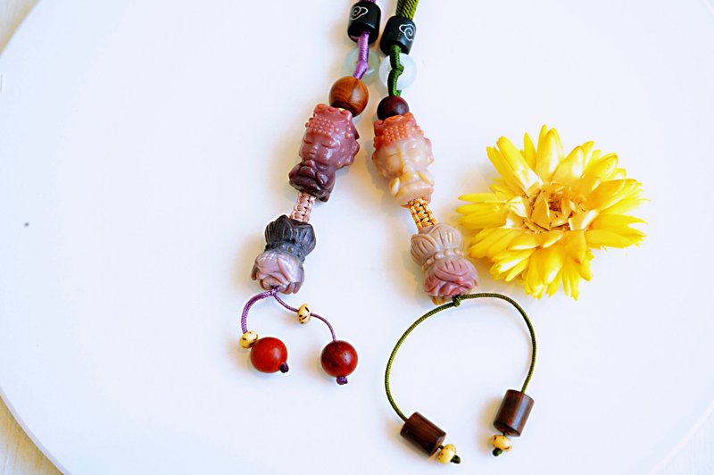 阿拉善彩玉玛瑙俏色 妈祖遶境||避邪招财  水晶手链 - 吊饰 - 水晶 多色