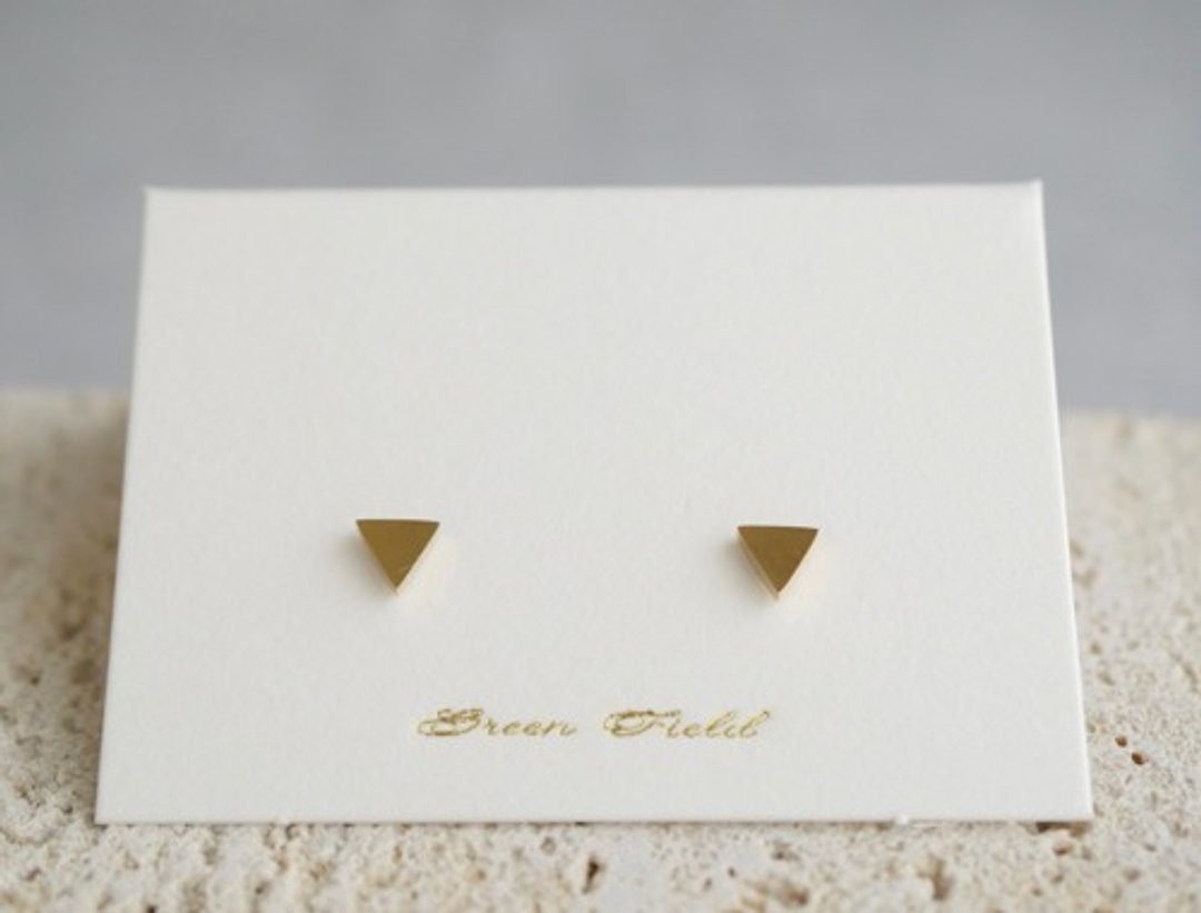 Always come true ☆ Hypoallergenic 〇 Surgical Stainless Steel 316L 〇 Small triangular earrings (gold) - 耳环/耳夹 - 宝石 