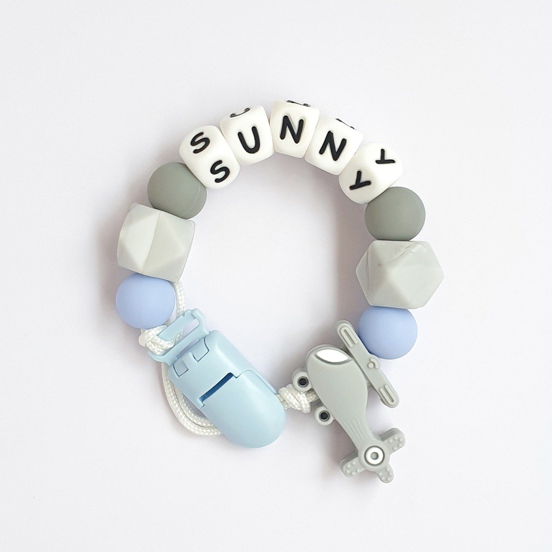 定制化 SUNNY 灰蓝系列 奶嘴链夹 / 定制化奶嘴链可套香草奶 - 玩具/玩偶 - 其他材质 白色