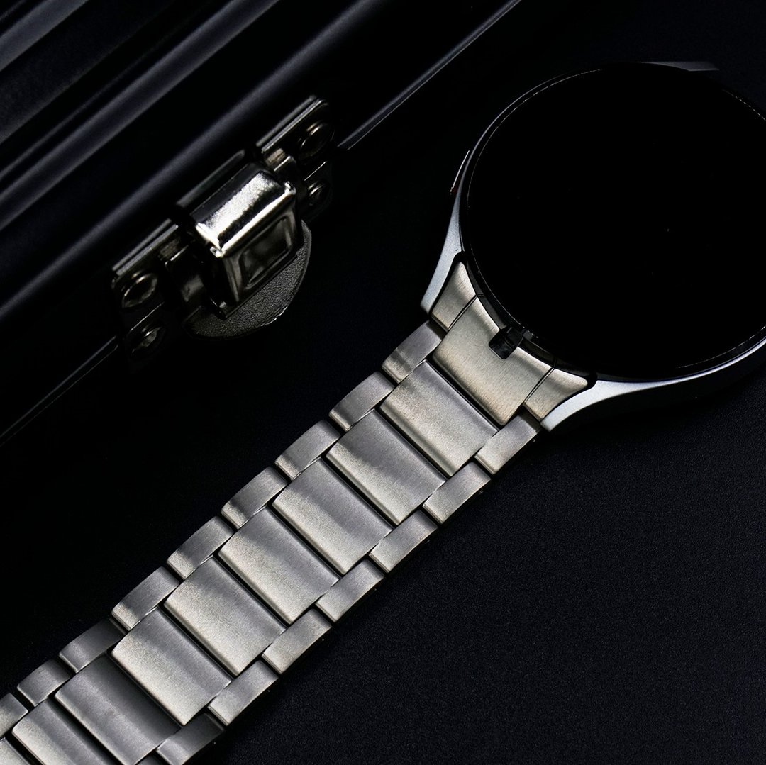 预购 - Galaxy Watch 专用钛金属表带 - TIGT - 表带 - 其他金属 银色