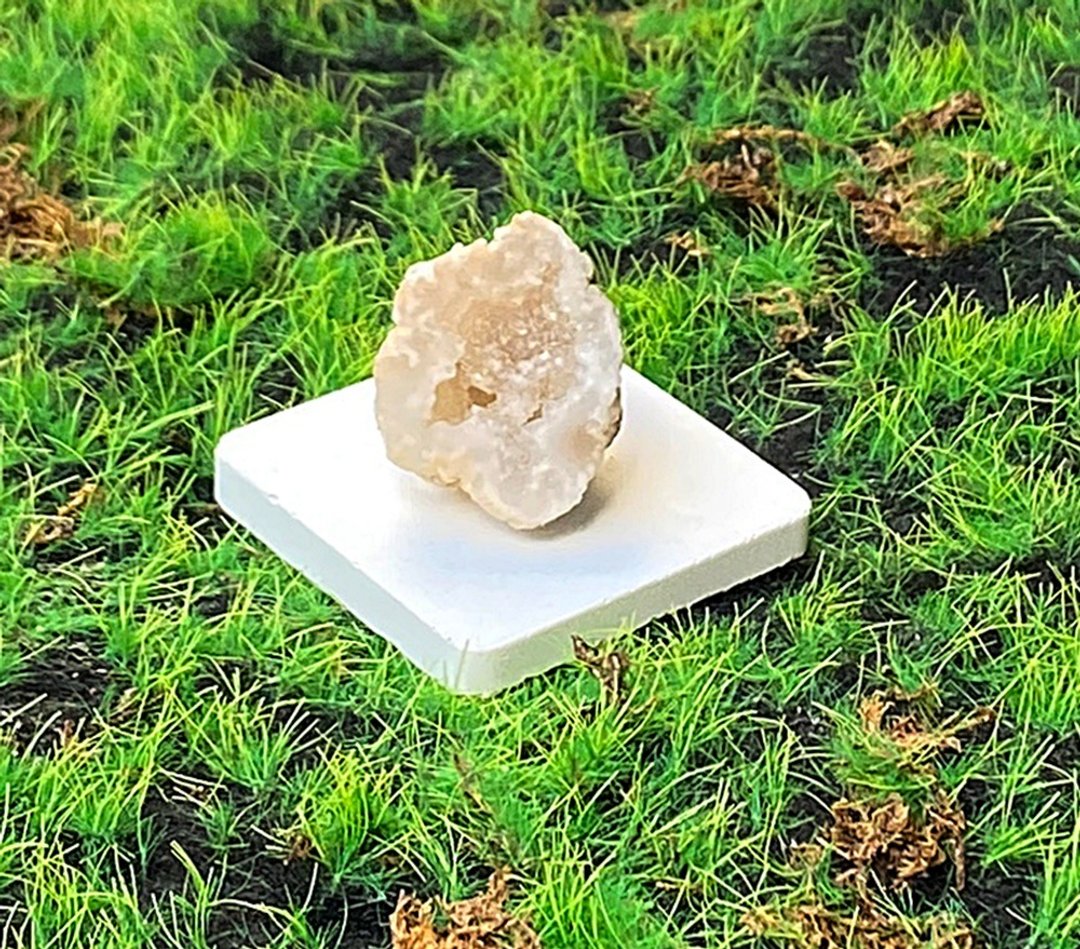 玛瑙可爱开运招财树白晶洞 能量水晶摆饰 招财聚财 疗愈 快速出货 - 摆饰 - 水晶 多色
