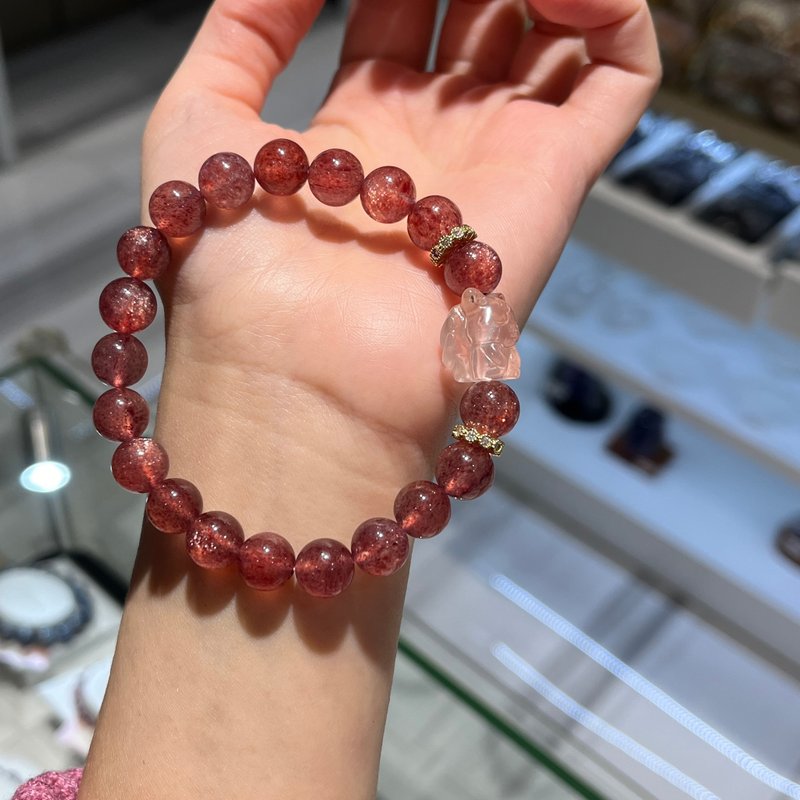 草莓晶粉晶九尾狐设计款手链 - 手链/手环 - 水晶 粉红色