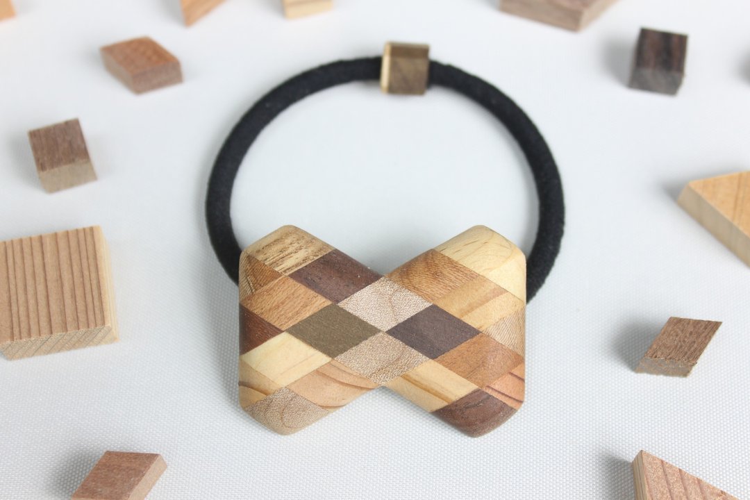 Parquet's ribbon hair rubber - 发饰 - 木头 卡其色
