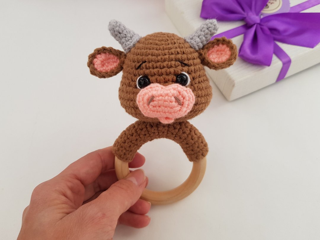 Crochet Baby Rattle Bull PATTERN, stuffed cow pattern, cow crochet pattern - 编织/刺绣/羊毛毡/裁缝 - 其他材质 