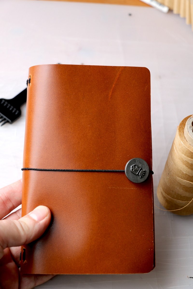 棕色皮革旅行笔记本套带三本笔记本 - 书衣/书套 - 真皮 咖啡色