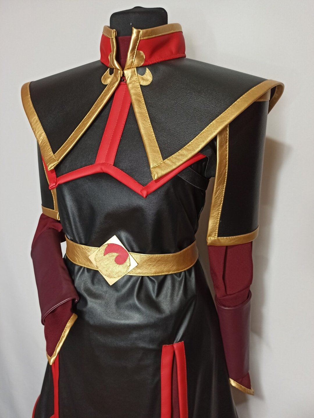 Azula from Avatar cosplay costume - 其他 - 其他材质 