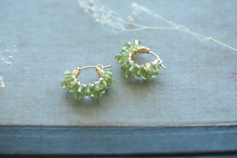 HappyCircle1.5cm│橄榄石裙摆款 耳针/耳夹 - 耳环/耳夹 - 半宝石 绿色