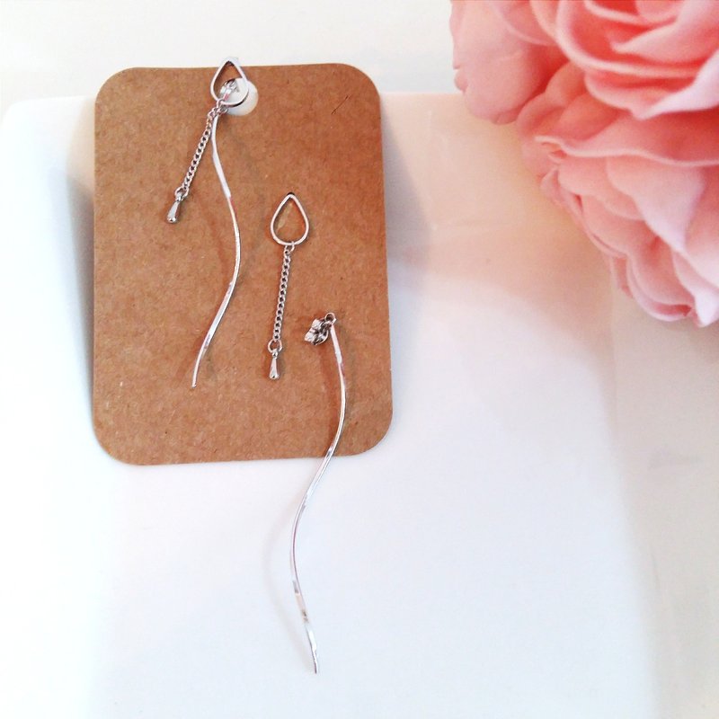 ::天空之迷系列:: 简约梦幻天空浪漫雨天耳环耳钉花托 / ::Myth of Sky Collection:: Handmade Rhodium Plated Raindrop Earrings, Curving Dangle Drop Earrings Jacket - 耳环/耳夹 - 其他金属 银色