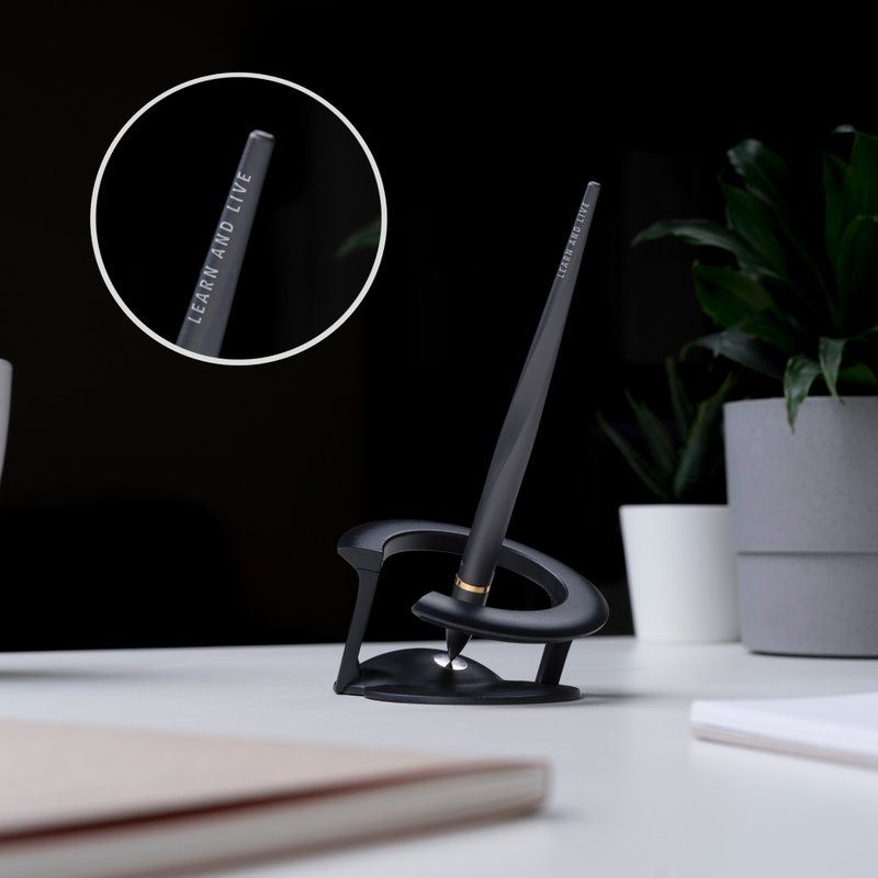 【定制化礼物】Hoverpen 自立笔【星际】雷雕刻字 快速出货 - 钢珠笔 - 其他金属 黑色