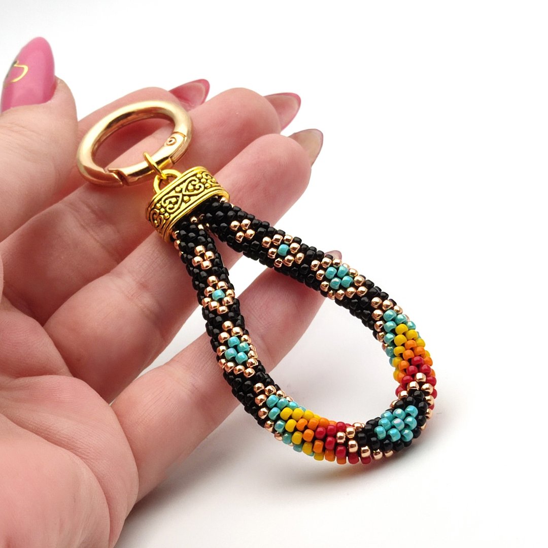 Bead crochet keychain kit, keychain for women, diy kit key chain, craft kits - 其他 - 玻璃 黑色