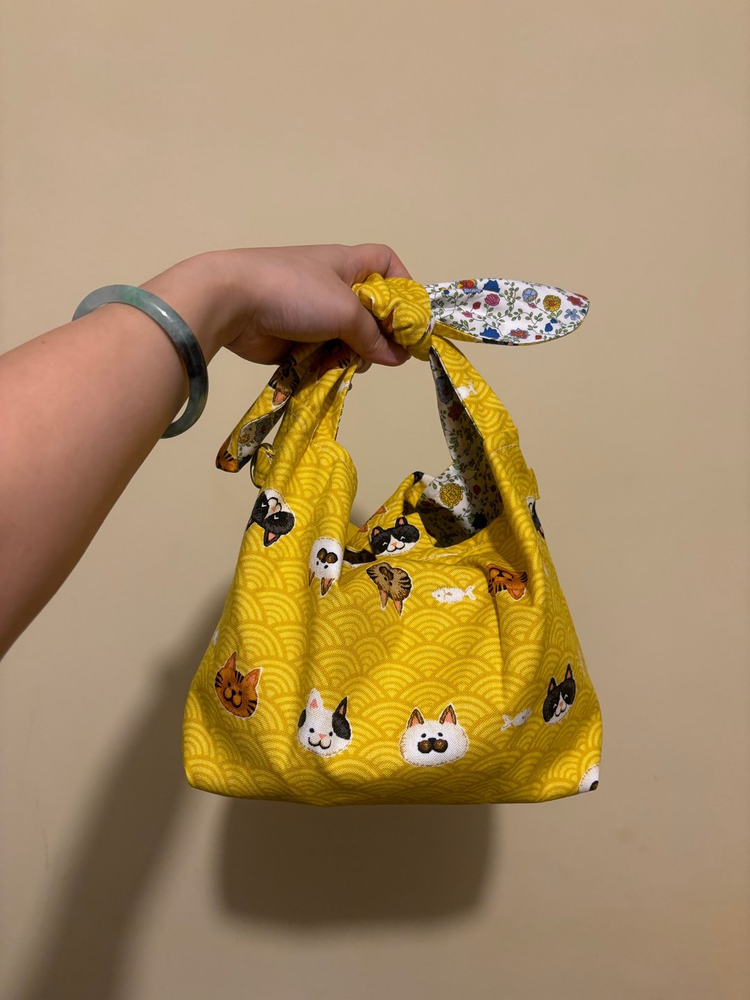 MBC 小兔子手挽 双面 Lunch box bag - 手提包/手提袋 - 棉 黄色