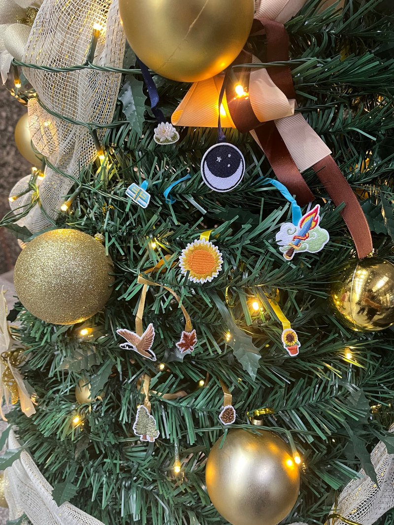 圣诞限定优惠-多闻缨络书签 × 枫叶扩香木 组合包 - 书签 - 纸 咖啡色