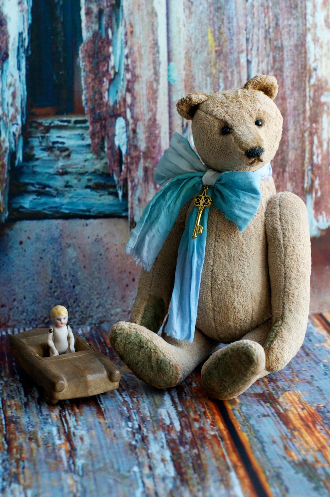 Classic Teddy Bear created with vintage plush - 玩偶/公仔 - 其他材质 咖啡色